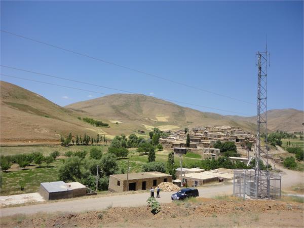 بازدید کارشناسان اداره کل ارتباطات و فناوری اطلاعات استان کردستان از سایت های اجرا شده طرح uso