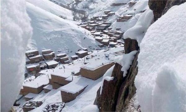 کردستان؛ پایداری شبکه ارتباطی پس از بارش سنگین برف