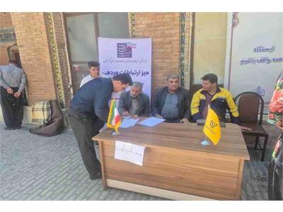 تداوم نهضت خدمت‌رسانی؛ پاسخگویی مستقیم مسئولان حوزه ارتباطات کردستان به مطالبات مردم در نماز جمعه