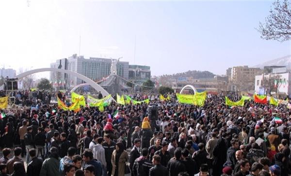 حضور پرشور خانواده ارتباطات در راهپیمایی 22 بهمن