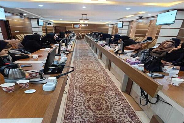 برگزاری دوره آموزشی هوش مصنوعی ویژه بانوان دستگاه‌های اجرایی در کردستان