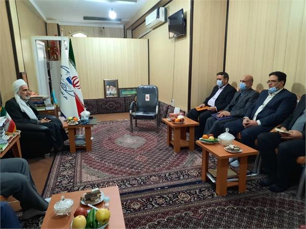 دیدار رئیس مرکز بازرسی وزارت ارتباطات با امام جمعه سنندج
